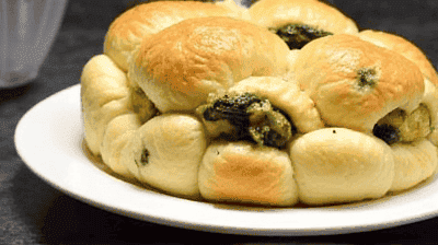 Cheesy Spinach Artichoke Stuffed Bread The Ultimate PullApart Party Appetizer